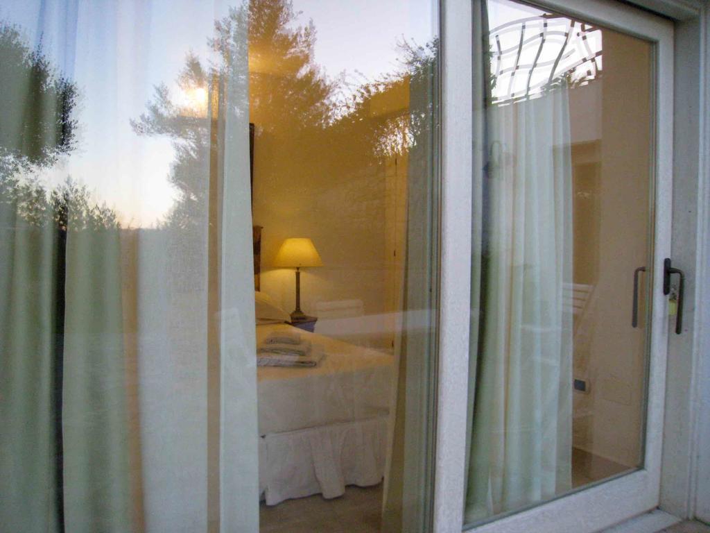 Villa Le Tre Pietre Baja Cerdeña Exterior foto