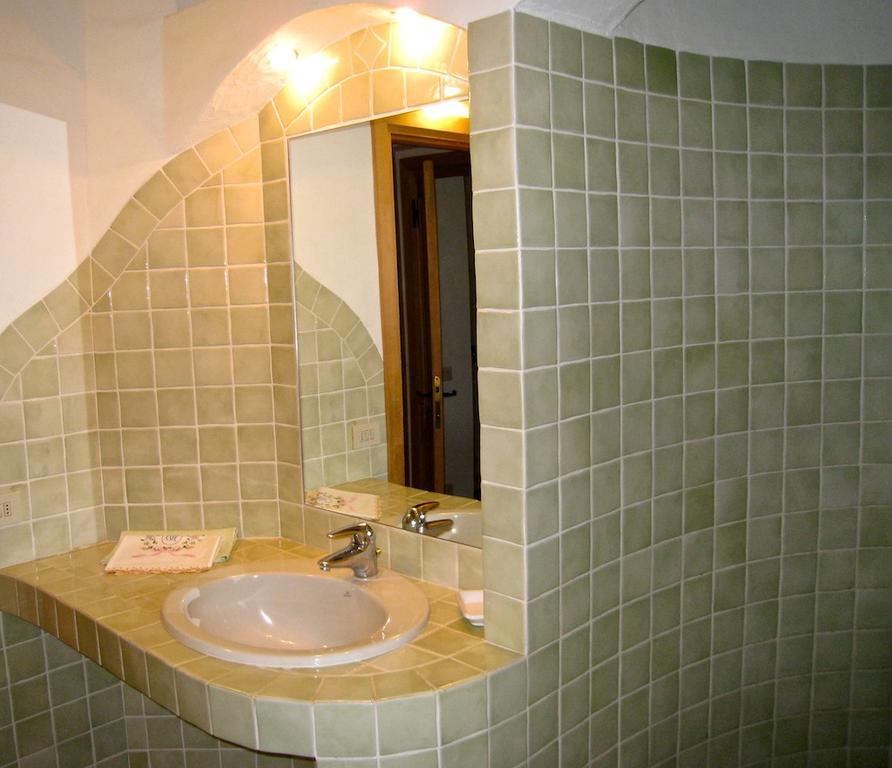 Villa Le Tre Pietre Baja Cerdeña Exterior foto
